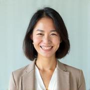 Creative headshot of Akari Suzuki, Portfolio Development Mentor at Kiseki Studio.
